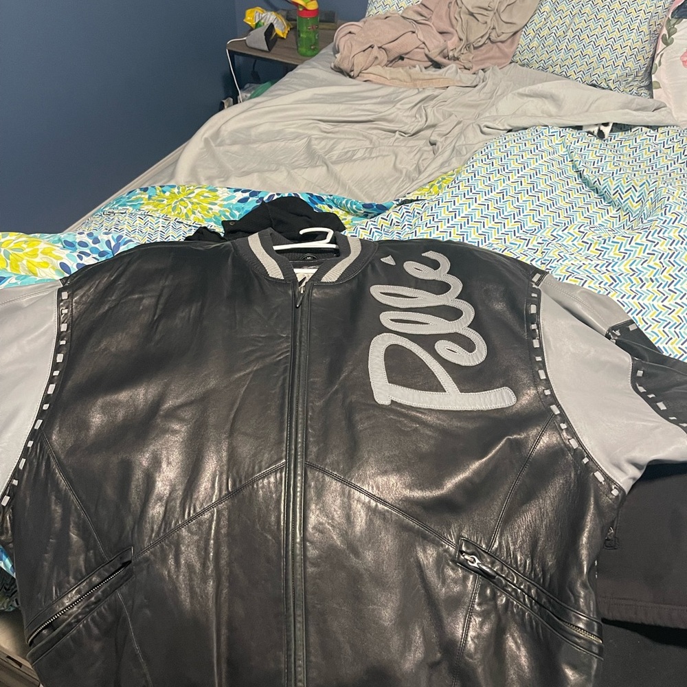 pelle pelle leather jacket excellent condition no rips , tears or scratches